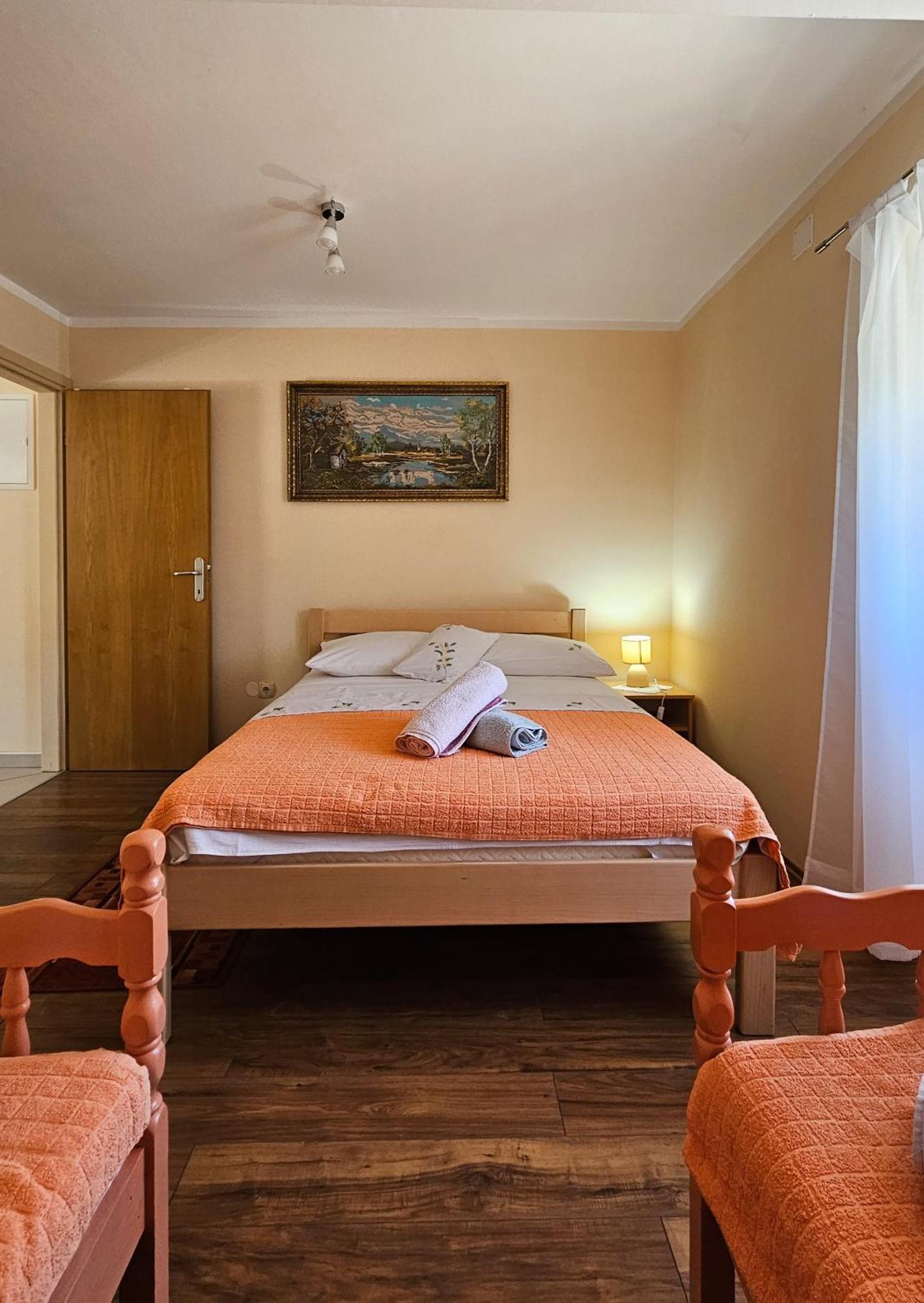 Apartman Petra Vrh  Esterno foto