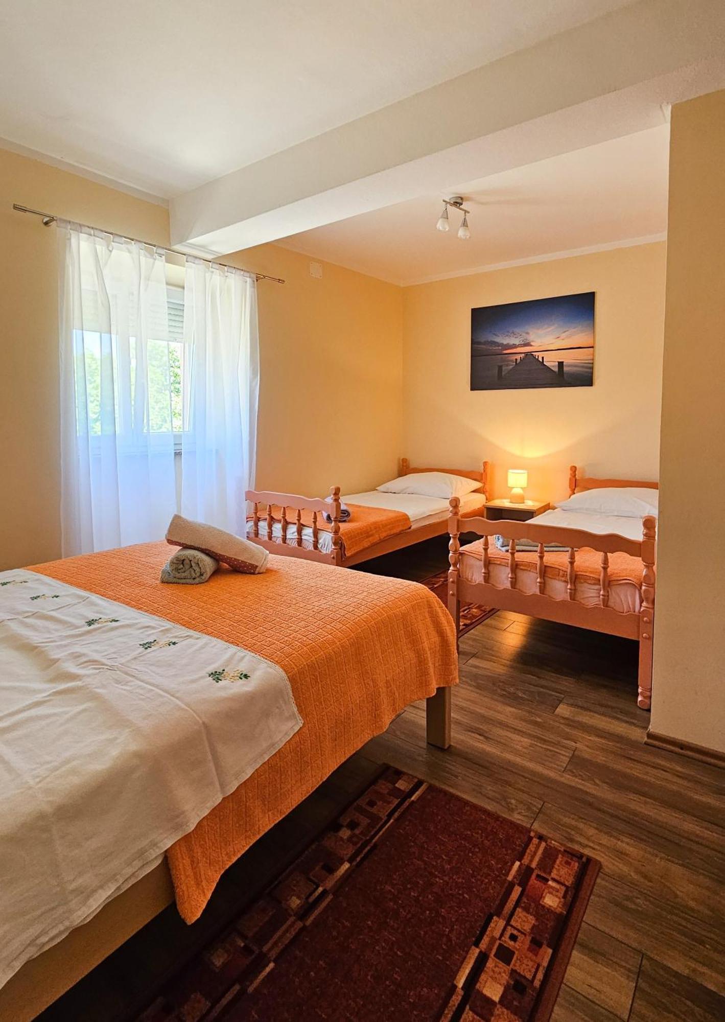 Apartman Petra Vrh  Esterno foto