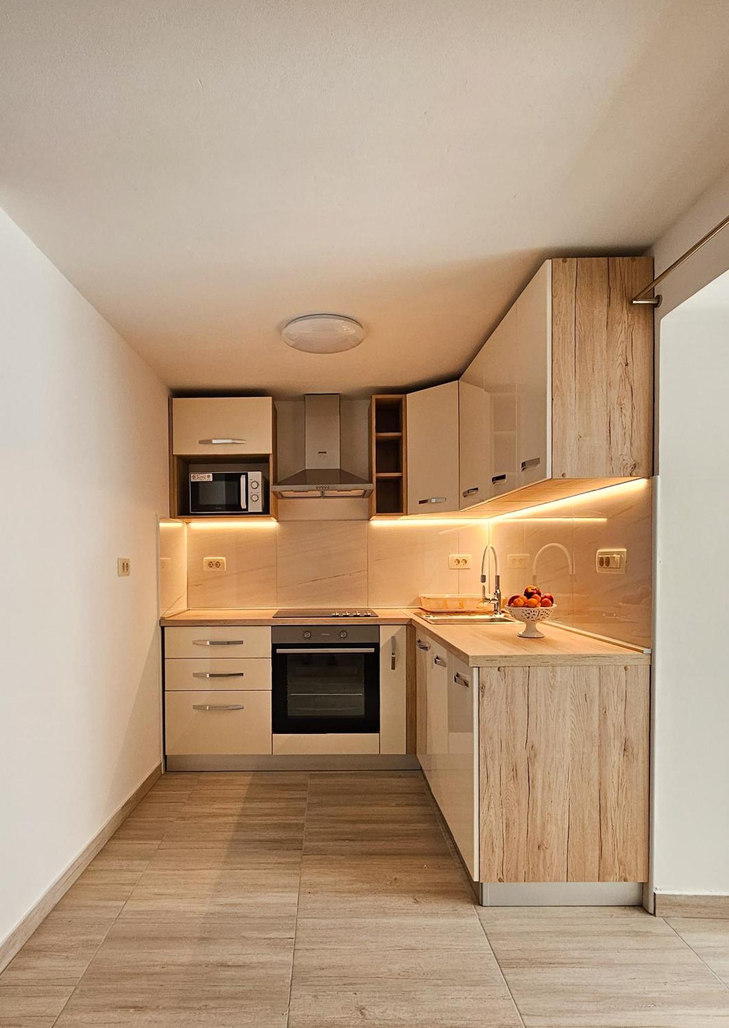 Apartman Petra Vrh  Esterno foto